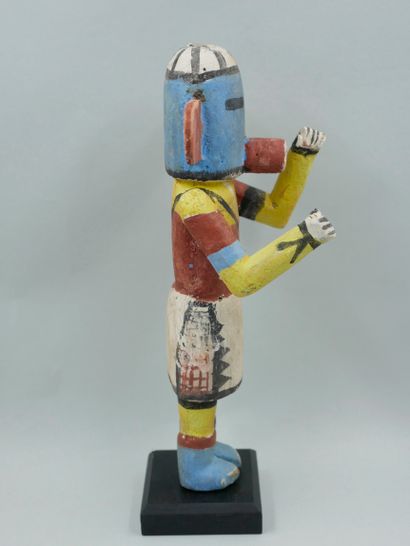 null 
Statuette d’une poupée kachina esprit des anciens indiens Hopis en relation...
