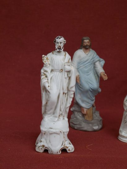 null Lot of saints figurines including a statue of Gemerkt ML in biscuit of porcelain...