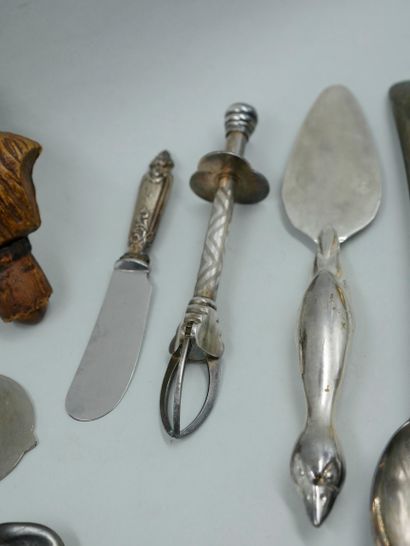 null Metal set of kitchen utensils including bottle openers, corkscrew, sauce spoon,...