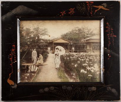 null JAPAN early XXth century. Set of four old photographs representing people, probably...