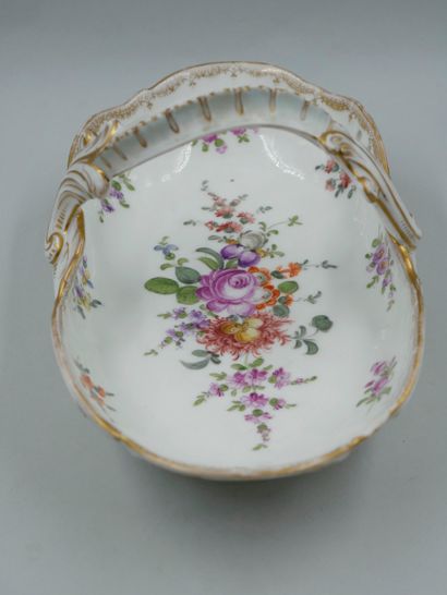 null MEISSEN. Porcelain basket with polychrome decorations of flowers. Mark with...