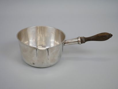null Plain silver saucepan with turned wooden handle. Minerva mark. Master goldsmith...