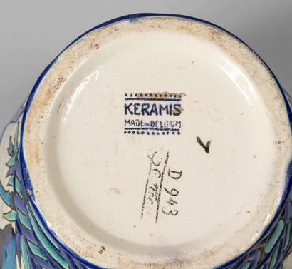 null Charles CATTEAU (1880-1966) et KERAMIS. Vase ovoïde en faience à décor émaillé...