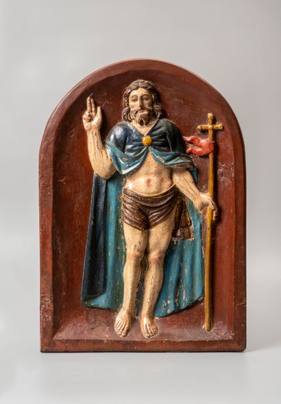 null Porte de tabernacle en bois polychrome sculpté orné du Christ ressuscité. XVIIè...