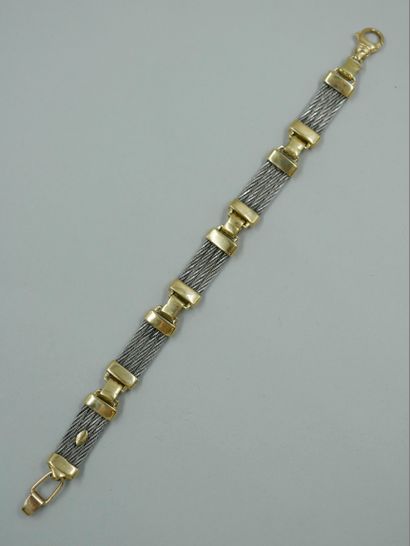 null 
Bracelet en acier et or jaune 14k dans le goût de FRED - Longueur : 18cm -...