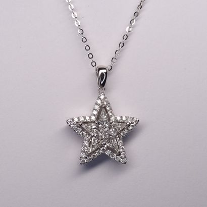 null Star pendant in 18K white gold set with five fancy cut diamonds in a brilliant...