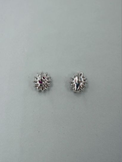 null Pair of Pompadour earrings in 18K white gold with a ruby in the centre, set...