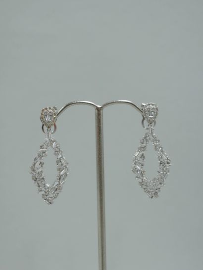 null Pair of openwork diamond-shaped earrings in 18K white gold entirely set with...