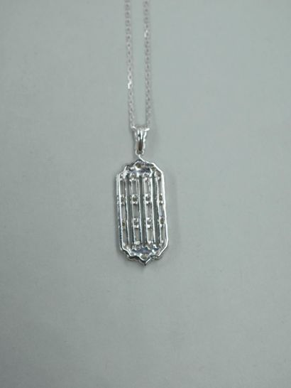 null Hexagonal pendant in 18K white gold composed of four lines set alternately with...
