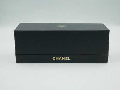 null CHANEL. Set of three Sublimage scented candles with box. New condition. Height:...