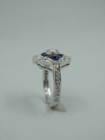 null 
DIAFINI. Art Deco style ring in 18k white gold set with a very pure and white...