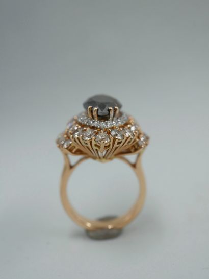 null Important 18k pink gold marquise ring set with a marquise cut brown diamond...