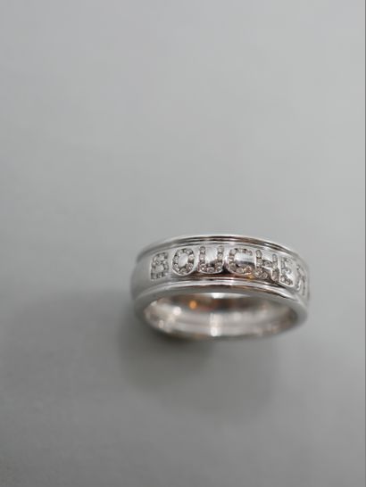 null BOUCHERON - 18k white gold ring engraved with the inscription "BOUCHERON", paved...