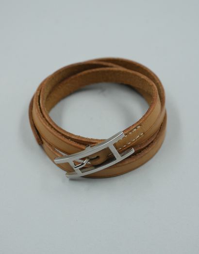 null HERMES Paris. Bracelet "Hapi 3" in light brown leather, silver plated clasp....
