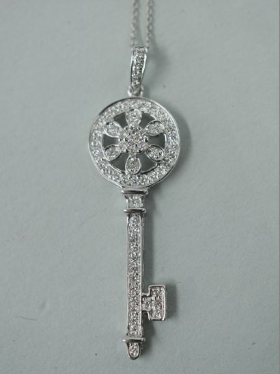 null Key pendant in 18k white gold entirely paved with brilliant-cut diamonds - Dimensions:...