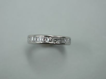 null 
American wedding ring in platinum set with princess cut diamonds for a total...