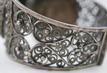 null Lot including : Ethnic silver cuff bracelet with filigree and rosette decorations....