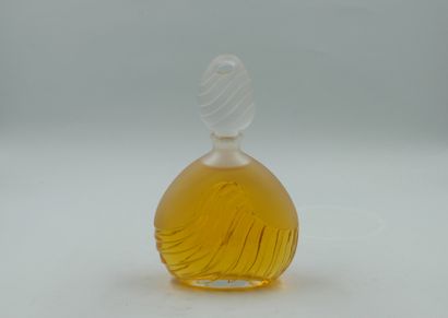 null TED LAPIDUS, Glass bottle, sculptural model. Dummy. H : 16cm.