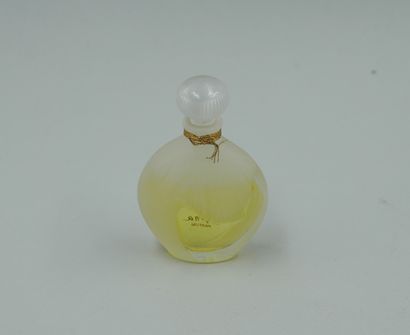 null NINA RICCI "Nina", Crystal bottle, dummy. Signed "Lalique". H : 6cm.