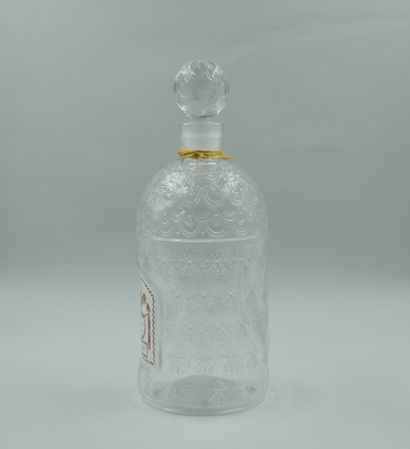 null GUERLAIN, Lot including: 

- "Eau de Cologne du coq", glass bottle model colorless...