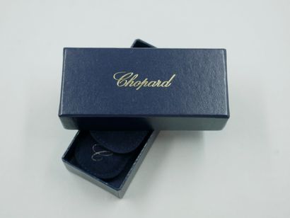 null CHOPARD. Keyring in silver gilt (925/00). Gross weight : 34g. With pouch and...
