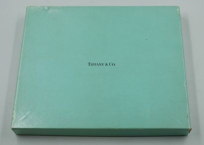 null TIFFANY AND CO. Deux jeux de cartes (l'un encore sous blister) et un carnet...