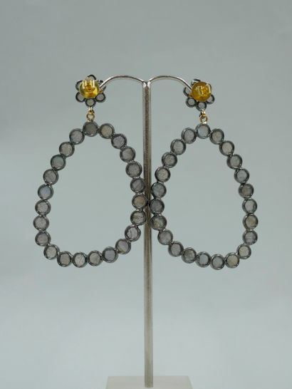 null Paire de pendants d'oreilles en argent 925 et or jaune 18k en forme de gouttes...