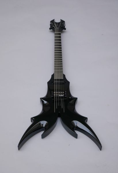 null Guitare électrique Solidbody de marque BC Rich modèle Draco, made in Corea....