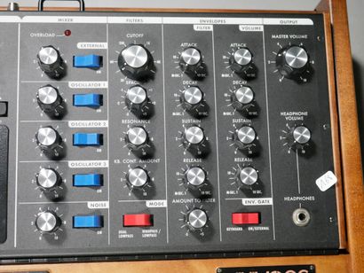  MOOG Minimoog Voyager XL synthesizer. 
Good condition. Tested, with power cable...