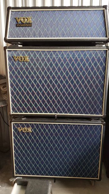  Vox guitar amplifier, model Valvetronix...