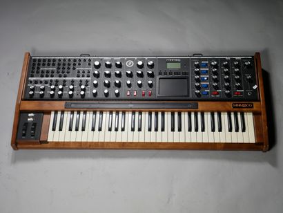  MOOG Minimoog Voyager XL synthesizer. 
Good...