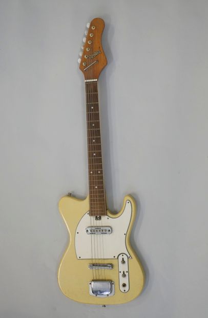 null Solidbody electric guitar made in Japan by Randall, Blonde finish. 

Missing...