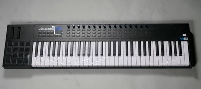 Alessi VI61 Synthesizer. 
Seems to be in...