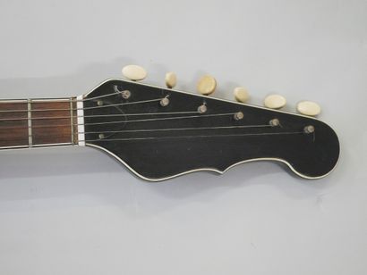 null Welson Solidbody electric guitar, made in Italy, nacrolac finish, ca. 1950....