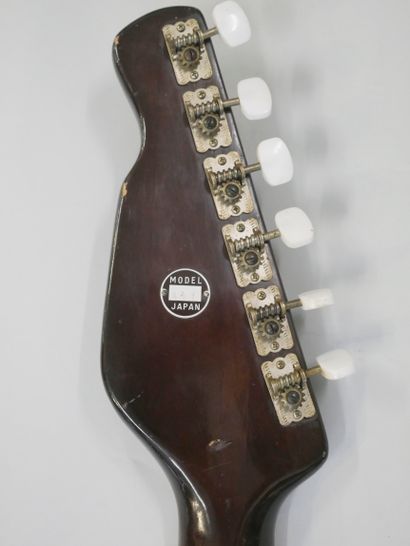  Solidbody electric guitar Kent model 431, made in Japan ca. 1970, Sunburst finish....