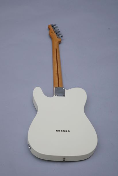  Solidbody electric guitar, Fender Telecaster model, made in Mexico, Olympic White...