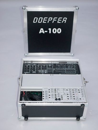  Ensemble modulaire A 100 DOEPFER,, en flightcase....