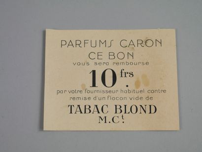 null CARON " Le Tabac Blond "

Flacon en verre, étiquette décorée figurant la fleur...
