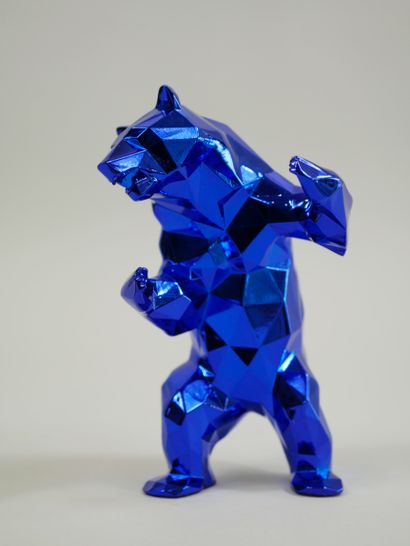 null Richard ORLINSKI (1966). Ours bleu.

Sculpture en résine bleu métalisée.

Haut.::...