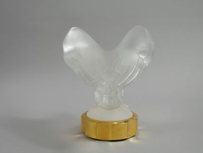 null LALIQUE France. 

Lalique Mascot 

Satin-finish moulded glass

Signed Lalique...
