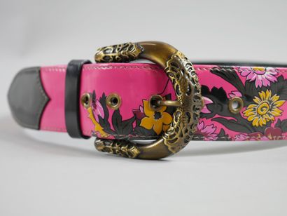 null KENZO. 

Pink patent leather belt with flowers. Size M. Length without the buckle...