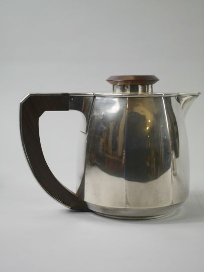 null Jean-Emile PUIFORCAT (1897-1945) (Jean-Elisée PUIFORCAT, Dit). 

Tea and coffee...