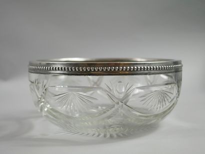 null PUIFORCAT. 

Crystal cup, silver frame with pearl decoration. 

Minerva mark...