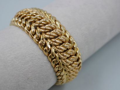 
18k yellow gold bracelet with interlaced...