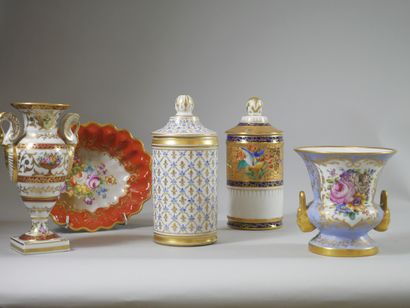 null Camille LE TALLEC (1906-1991) in Paris. 

Set of five polychrome porcelains...