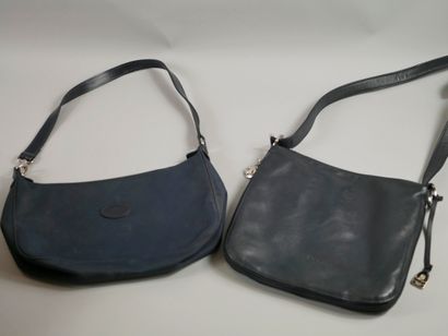 null Lot of LONGCHAMPS/ POURCHET bags. Leather and navy blue canvas. (In the sta...