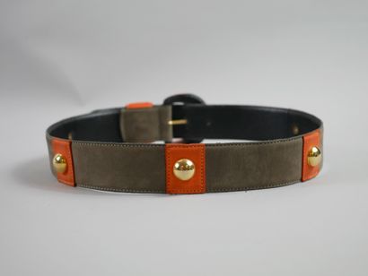 null GUY LAROCHE. 

Grey leather belt, orange and gold metal dome. 

(As is).