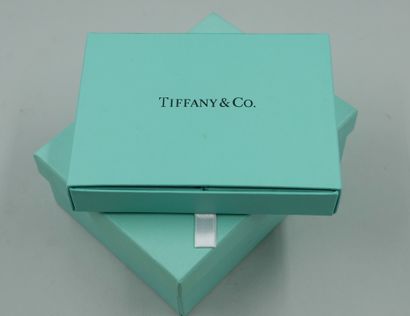 null TIFFANY AND CO. 

Two sets of cards (in blister). Original boxes.