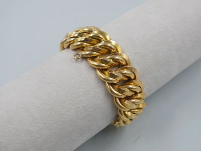 Bracelet gourmette with big mesh in yellow...