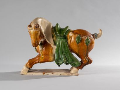 null CHINA, in the Tang style.

Semi-sitting horse on a terrace. Terracotta with...